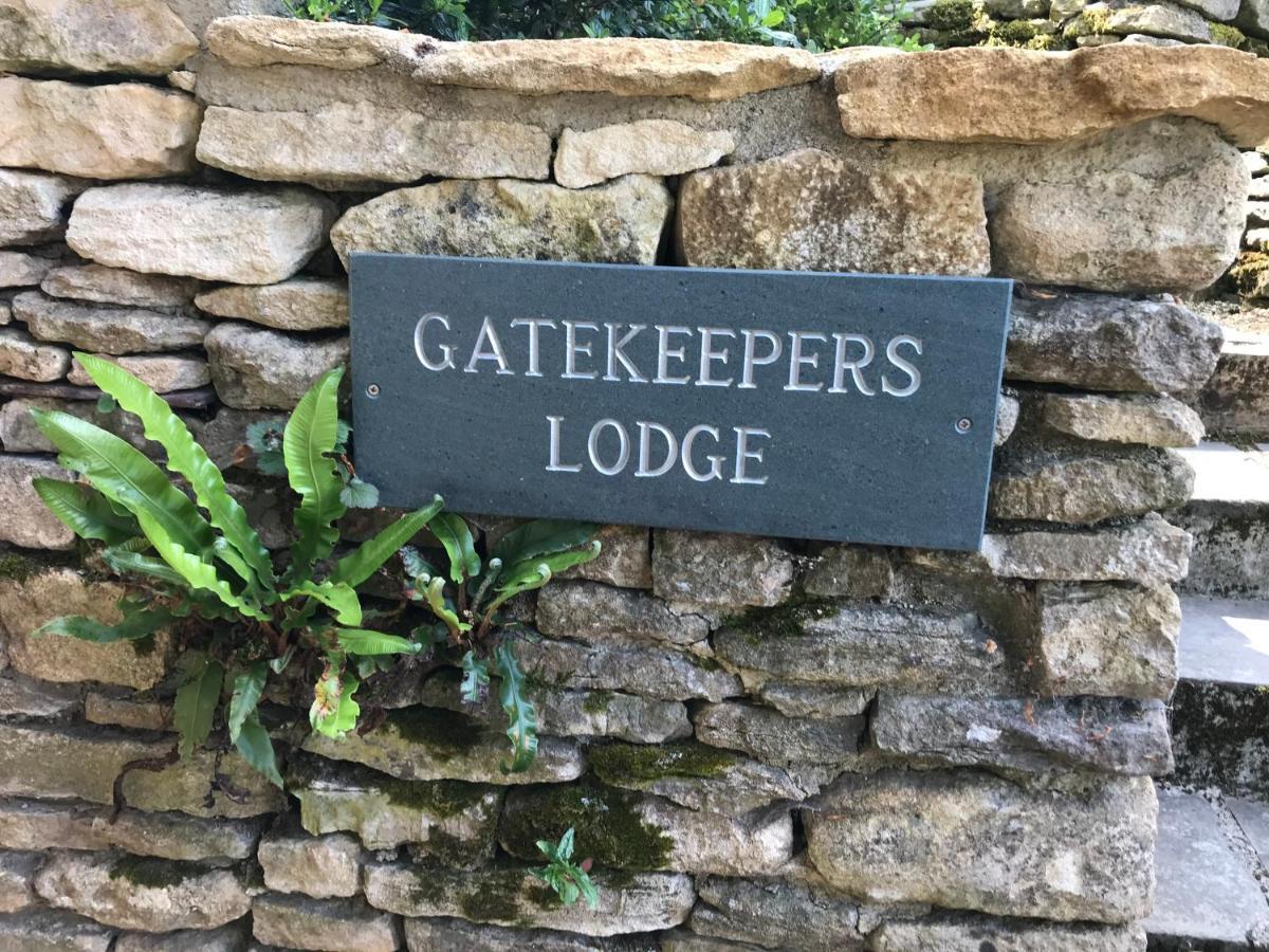 Gatekeepers Lodge, Dyrham Park Exteriör bild